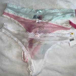 Blue by Betsey Johnson Set of 3 Bridal Thongs SzM